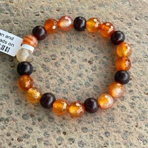 Elegant Faceted Carnelian Orange and Wood Brown Beaded Bracelet 6”